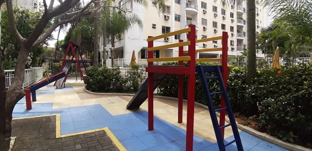 Apartamento com 2 Quartos para alugar, 65m² no Tanque, Rio de Janeiro