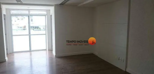 Sala Comercial à venda, 148m² no Charitas, Niterói