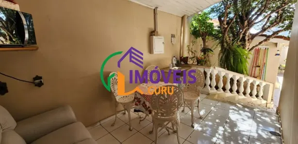 Casa com 4 Quartos à venda, 190m² no Vila Coqueiro, Valinhos