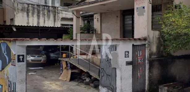 Imóvel Comercial com 4 Quartos à venda, 200m² no Santo Antônio, Belo Horizonte