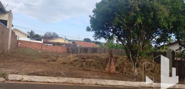 Lote/Terreno à venda, 250m² no Centro, Mineiros do Tietê