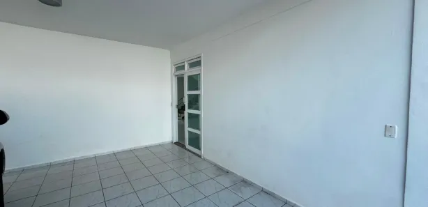 Casa de Condomínio com 4 Quartos para alugar, 300m² no Candelária, Natal