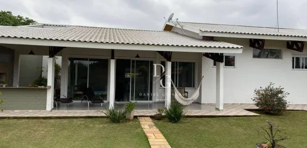 Casa de Condomínio com 3 Quartos para venda ou aluguel, 350m² no Condomínio Colonial Vale do Sol, Tremembé