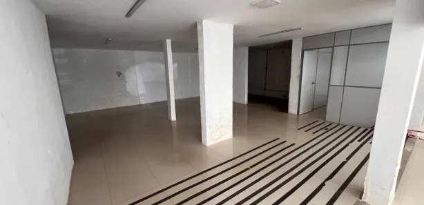 Galpão/Depósito/Armazém à venda, 190m² no Centro, Lauro de Freitas