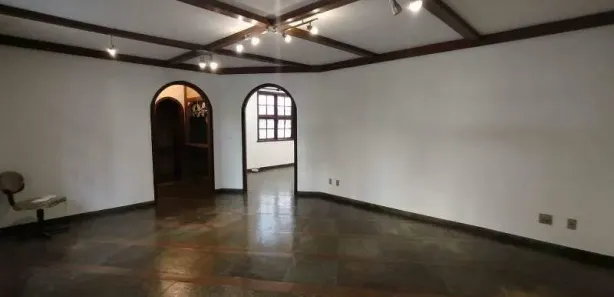Casa com 7 Quartos para alugar, 360m² no Funcionários, Belo Horizonte