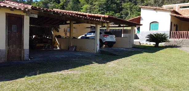 Fazenda/Sítio com 4 Quartos à venda, 200m² no Rio Seco (Bacaxá), Saquarema