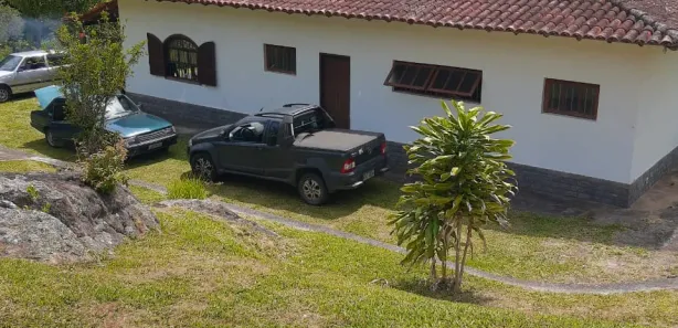 Fazenda/Sítio com 3 Quartos à venda, 200m² no Corrêas, Petrópolis