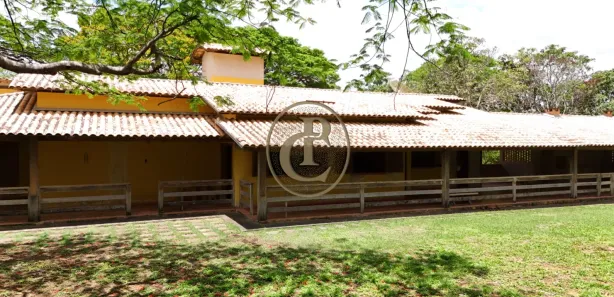 Fazenda/Sítio com 4 Quartos à venda, 165m² no , Morro da Garça