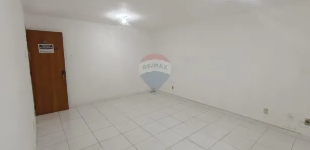 Sala Comercial à venda, 32m² no Taguatinga Centro, Brasília