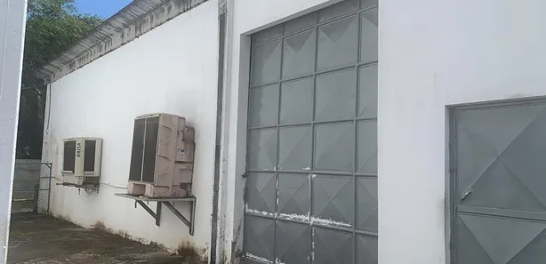 Galpão/Depósito/Armazém para alugar, 300m² no Caminho das Árvores, Salvador