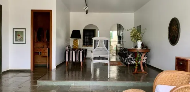 Casa com 3 Quartos à venda, 204m² no Centro, Araraquara