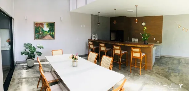 Casa de Condomínio com 3 Quartos à venda, 250m² no Fazenda Petrópolis - Residencial Monte Verde, Goiânia