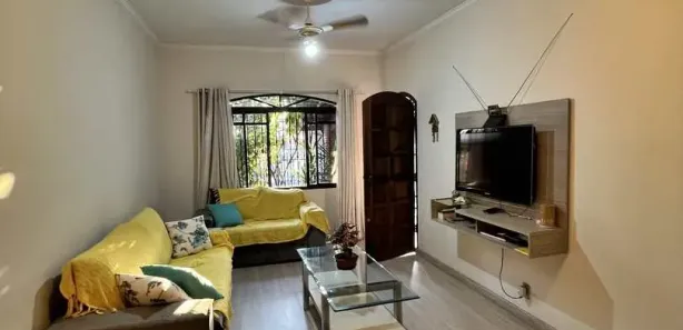 Casa com 4 Quartos à venda, 167m² no Jardim Califórnia, Taubaté