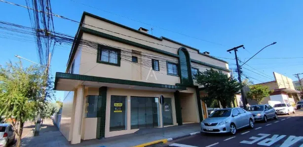 Apartamento com 2 Quartos para alugar, 55m² no Centro, Toledo