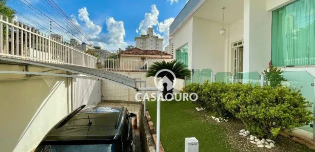 Casa com 7 Quartos à venda, 400m² no São Lucas, Belo Horizonte