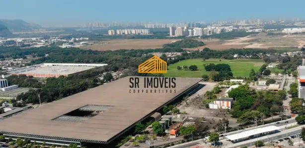 Galpão/Depósito/Armazém para alugar, 2700m² no Jacarepaguá, Rio de Janeiro