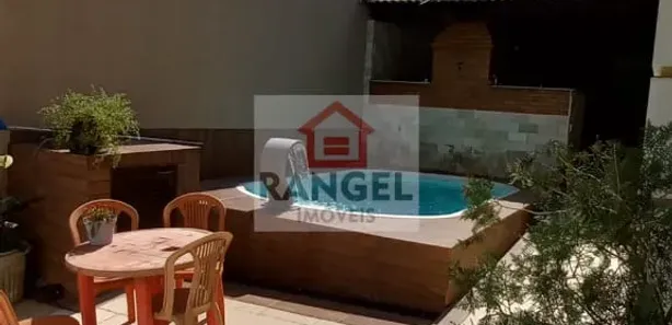 Casa de Condomínio com 3 Quartos para alugar, 240m² no Camorim, Rio de Janeiro