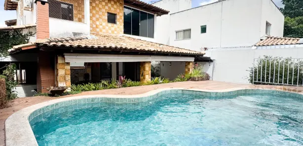 Casa de Condomínio com 4 Quartos para alugar, 242m² no Loteamento Portal do Sol II, Goiânia