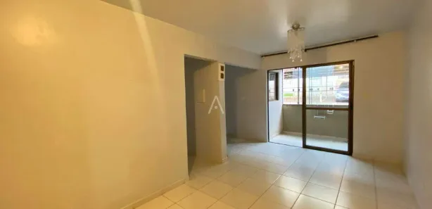 Apartamento com 3 Quartos para alugar, 86m² no Country, Cascavel