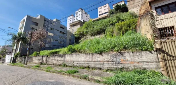 Lote/Terreno à venda, 720m² no São Lucas, Belo Horizonte
