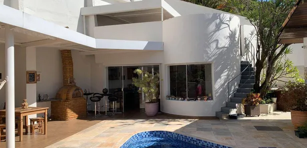 Casa com 4 Quartos à venda, 319m² no São Lucas, Belo Horizonte