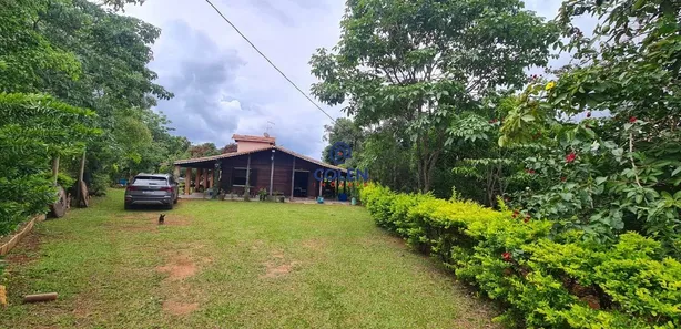 Fazenda/Sítio com 4 Quartos à venda, 250m² no , Caetanópolis