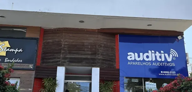 Sala Comercial para alugar, 40m² no Buraquinho, Lauro de Freitas