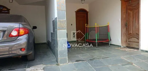 Casa com 3 Quartos à venda, 160m² no São Marcos, Belo Horizonte