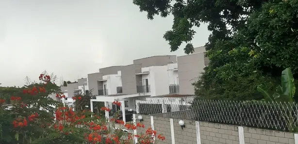 Casa de Condomínio com 3 Quartos à venda, 120m² no Vila Areao, Taubaté