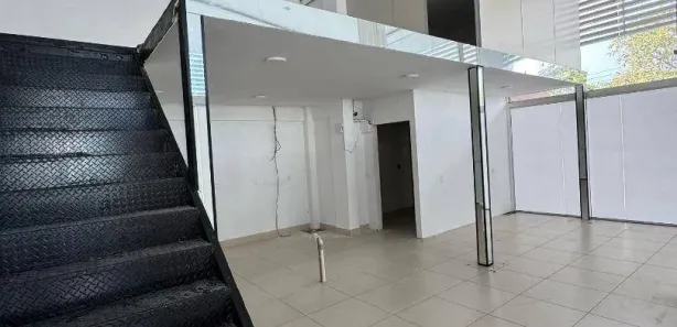 Ponto Comercial para alugar, 121m² no Aleixo, Manaus