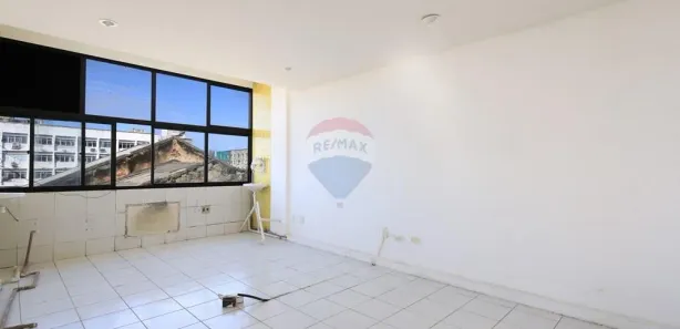 Sala Comercial à venda, 60m² no Santo Antônio, Recife