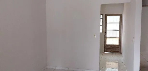 Casa com 3 Quartos para alugar, 90m² no Vale do Sol, Aparecida de Goiânia