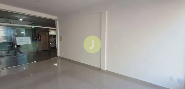 Ponto Comercial para alugar, 24m² no Campo Grande, Rio de Janeiro