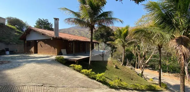 Fazenda/Sítio com 3 Quartos à venda, 14000m² no Posse, Petrópolis