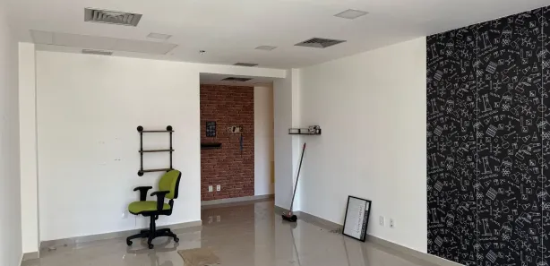 Sala Comercial para alugar, 32m² no Barra Olímpica, Rio de Janeiro