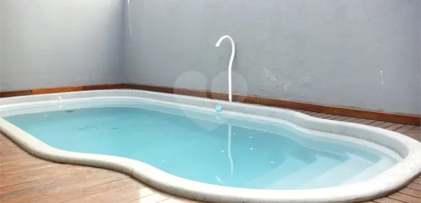 Casa de Condomínio com 3 Quartos para venda ou aluguel, 156m² no Parque das Figueiras, Mogi das Cruzes