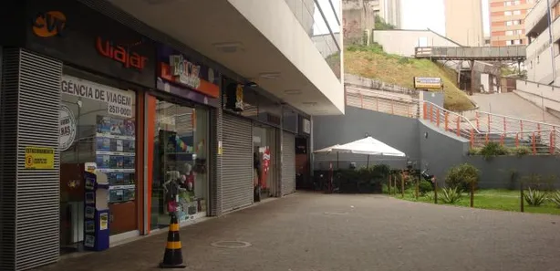 Ponto Comercial para alugar, 65m² no Santo Antônio, Belo Horizonte