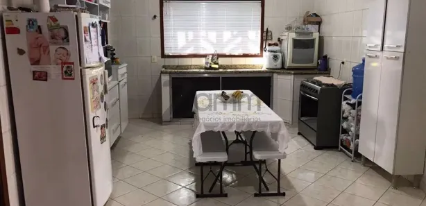 Sobrado com 4 Quartos à venda, 360m² no Vila Real Continuação, Hortolândia