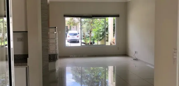 Casa de Condomínio com 3 Quartos para alugar, 240m² no , Tremembé