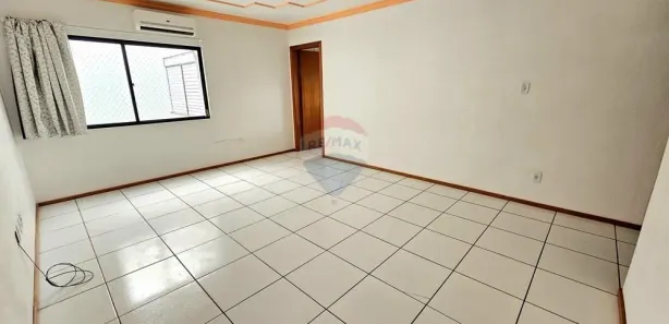 Apartamento com 2 Quartos para alugar, 80m² no Sarandi, Sarandi