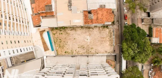 Lote/Terreno à venda, 631m² no Petrópolis, Natal