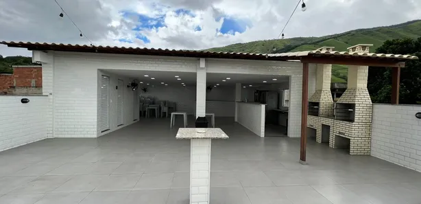 Galpão/Depósito/Armazém para alugar, 200m² no Joana D'Arc, Nova Iguaçu