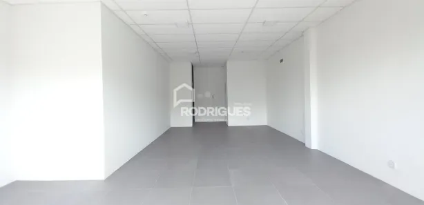 Sala Comercial para alugar, 46m² no Centro, Portão