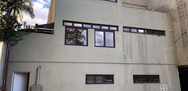 Ponto Comercial à venda, 351m² no Chácara São João, Carapicuíba