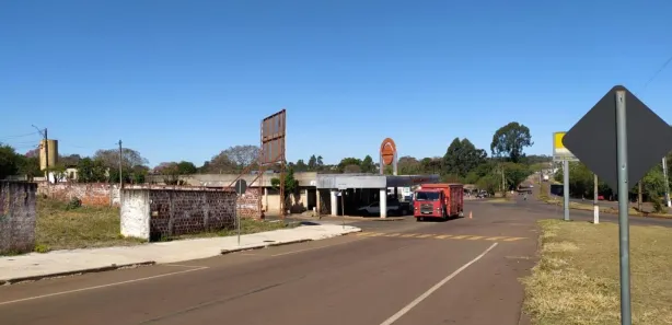 Lote/Terreno para alugar, 892m² no Jardim Zoraide, Campo Mourão