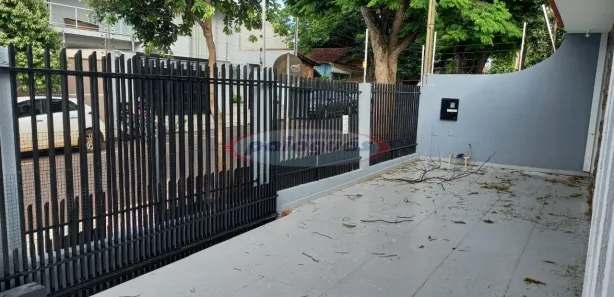 Casa com 3 Quartos para alugar, 238m² no Jardim Panorama, Sarandi