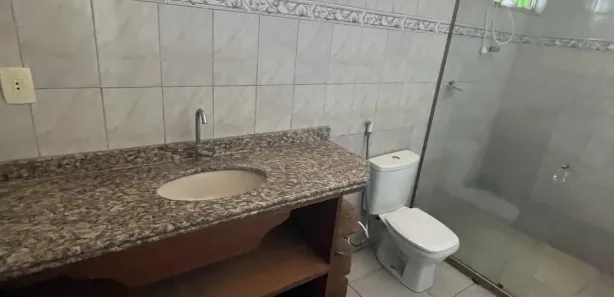 Sobrado com 3 Quartos para alugar, 200m² no Parque 10 de Novembro, Manaus