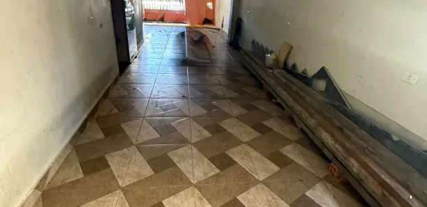 Sobrado com 6 Quartos à venda, 245m² no Jardim Santo Estêvão, Carapicuíba
