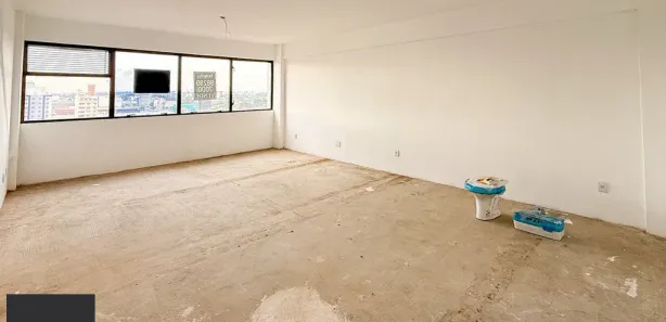 Sala Comercial à venda, 44m² no Centro, Canoas