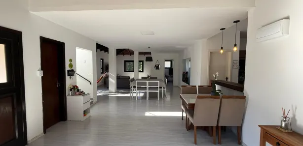 Casa de Condomínio com 4 Quartos à venda, 217m² no São Lucas, Viamão